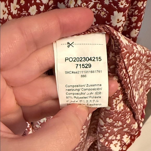 Floral Red Women's Top - Picture 4 of 6